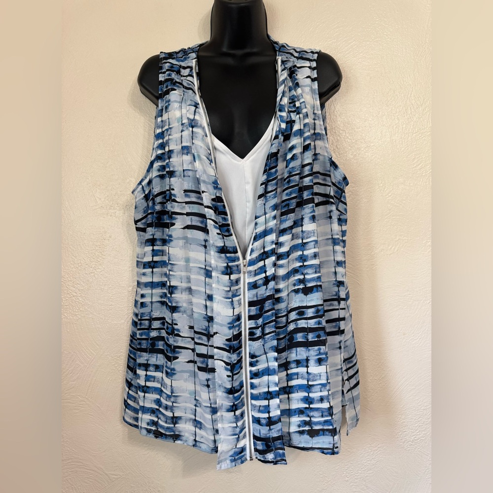 Lysse Blue & White Watercolor Stripe Open-Front Tank 0534